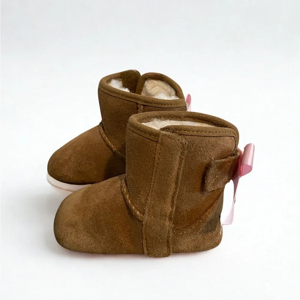 UGG Baby Boots with Pink Bow Newborn Tan Size 0/1